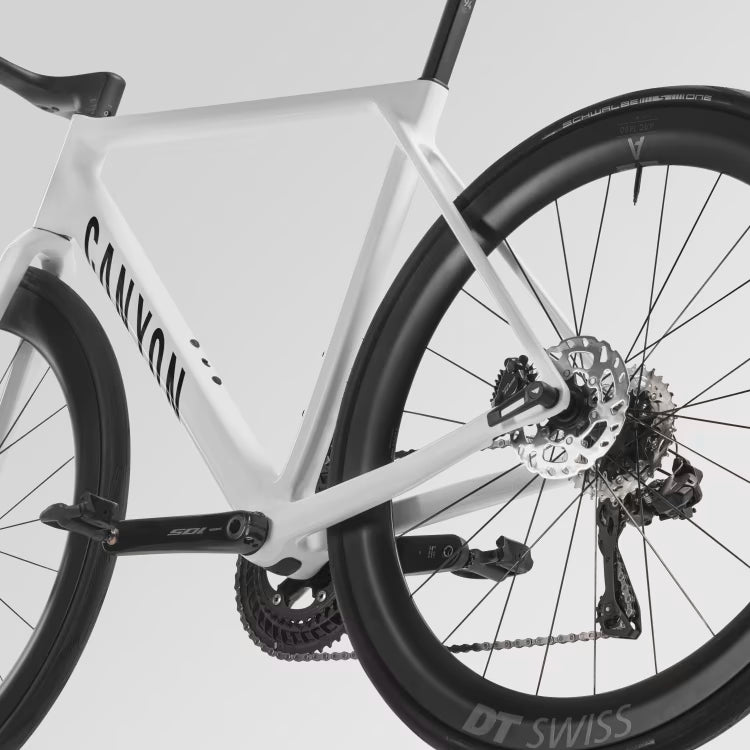 Canyon Ultimate CF 7 Di2 Aero Road Bike | Carbon Frame | Shimano 12-Speed Di2 | Lightweight Aero Geometry