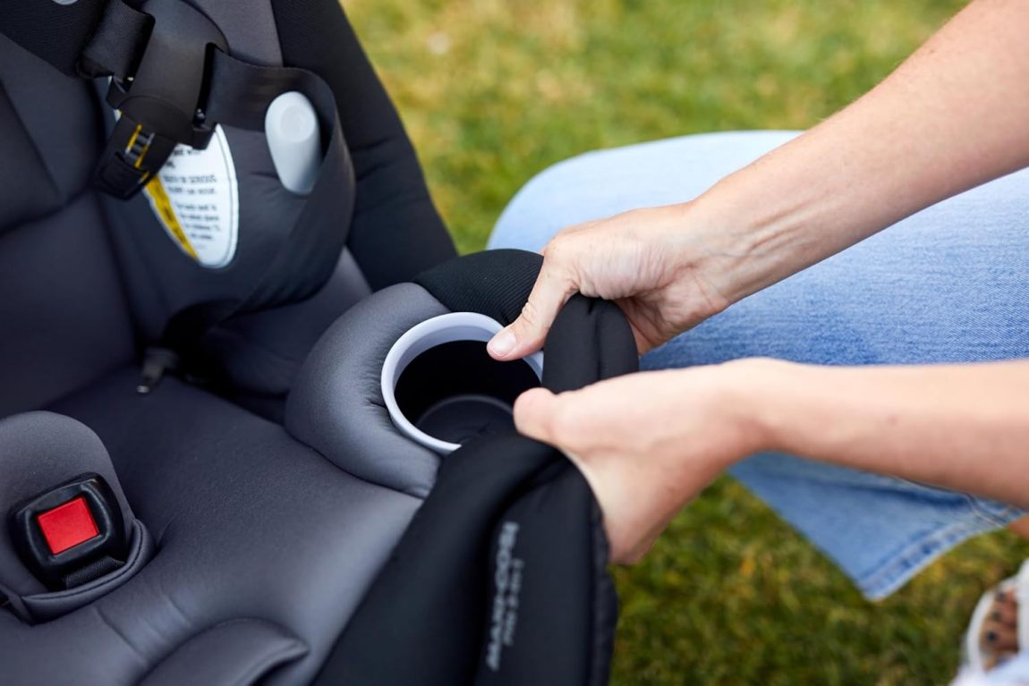 Maxi-Cosi Pria All-in-One Convertible Car Seat, Rear Facing Car Seat for Infants from 4-40 lbs, Forward Facing Car Seat up to 100 lbs in Booster Seat Mode, Midnight Slate