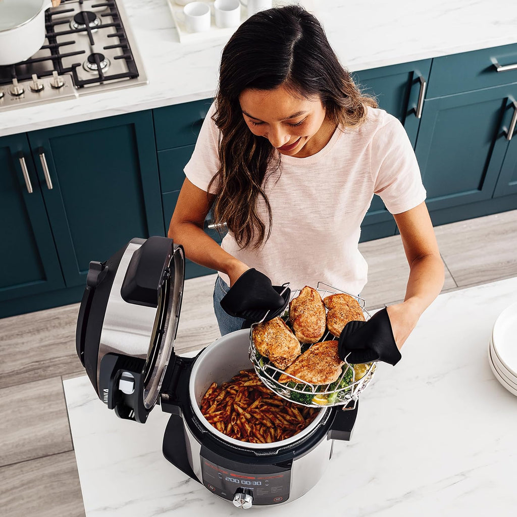 Ninja Foodi MAX 14-in-1 SmartLid Multi-Cooker 7.5L with Digital Probe – Pressure Cooker & Air Fryer in One