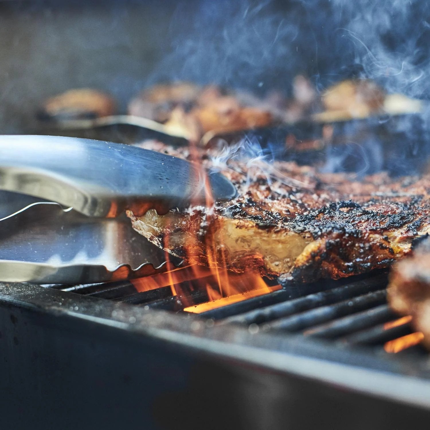 Weber SmokeFire EX4 Gen 2 24-Inch Wi-Fi Enabled Wood Fired Pellet Grill 22510201 eur mall online shop.