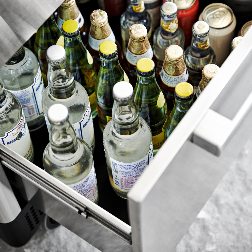 MoBar 550S Outdoor Mobile Bar Cart